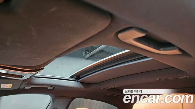 Mercedes-Benz S-Class 2021 — ფოტო 19/20