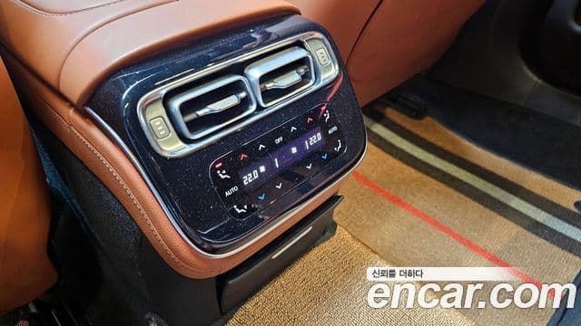 Mercedes-Benz S-Class 2021 — Photo 21/32
