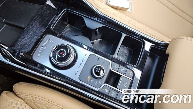 Kia Sorento 2022 — ფოტო 9/20