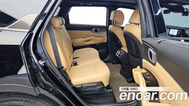 Kia Sorento 2022 — ფოტო 11/20