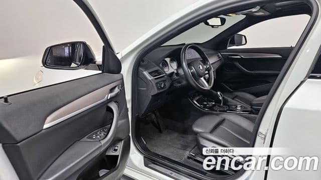 BMW X2 2019 — Şəkil 10/20