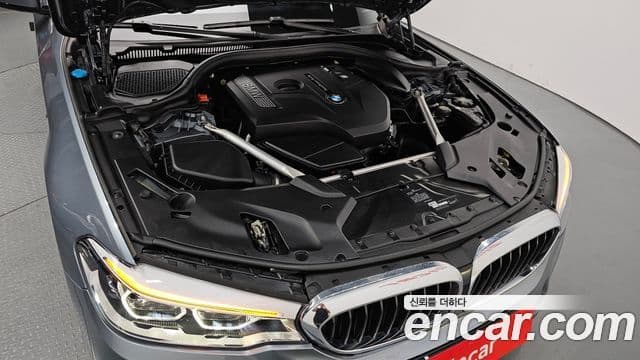 BMW 5 Series 2019 — Фото 6/20