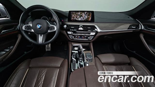 BMW 5 Series 2019 — Фото 7/20