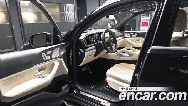 Mercedes-Benz GLS-Class 2025 — ფოტო 10/20