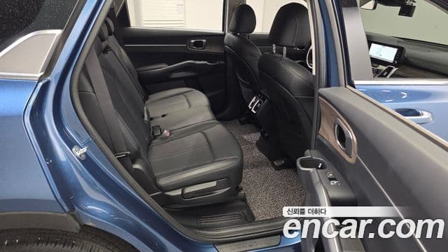 Kia Sorento 2022 — Şəkil 11/20
