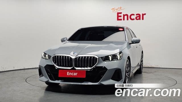 BMW 5 Series 2024 — ფოტო 3/20