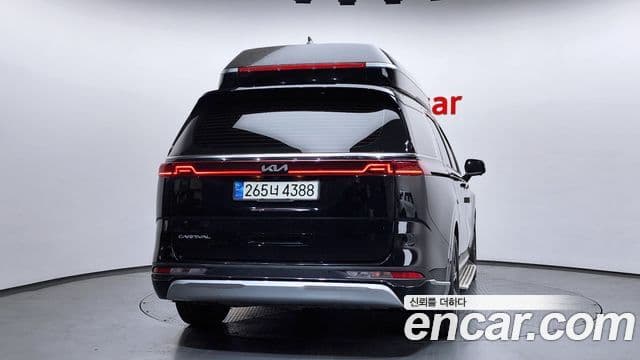 Kia Carnival 2021 — Фото 2/20