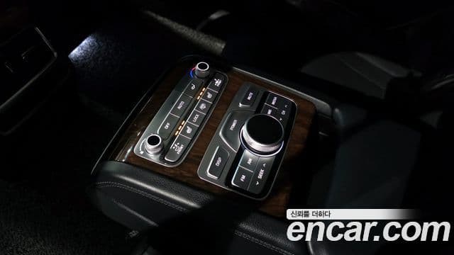 Kia The K9 2021 — Photo 2/34
