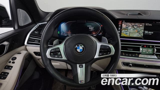 BMW X5 2022 — ფოტო 13/20