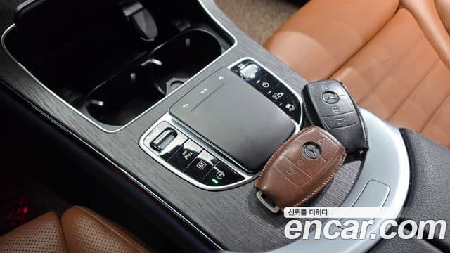 Mercedes-Benz GLC-Class 2022 — ფოტო 6/33