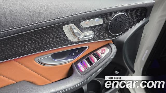 Mercedes-Benz GLC-Class 2022 — ფოტო 2/33