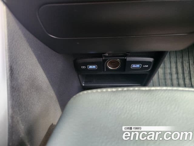 Hyundai Staria 2023 — Şəkil 15/20