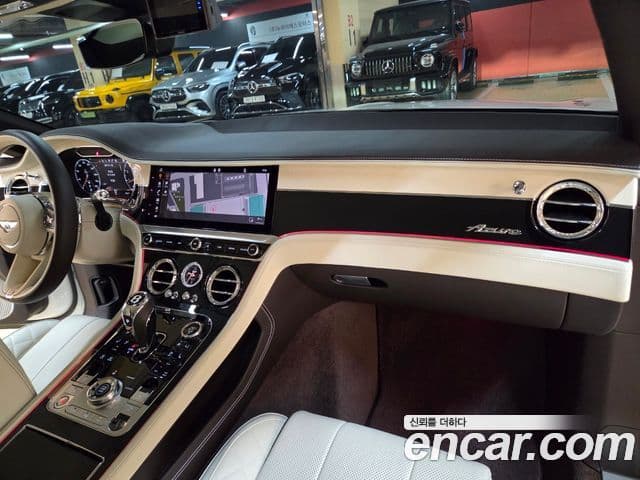 Bentley Continental GT 2023 — ფოტო 18/20