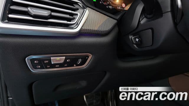 BMW X6 2020 — Photo 33/33