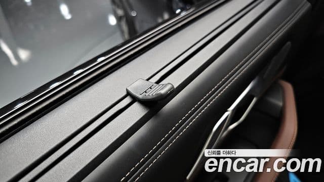 BMW X6 2020 — Photo 24/33