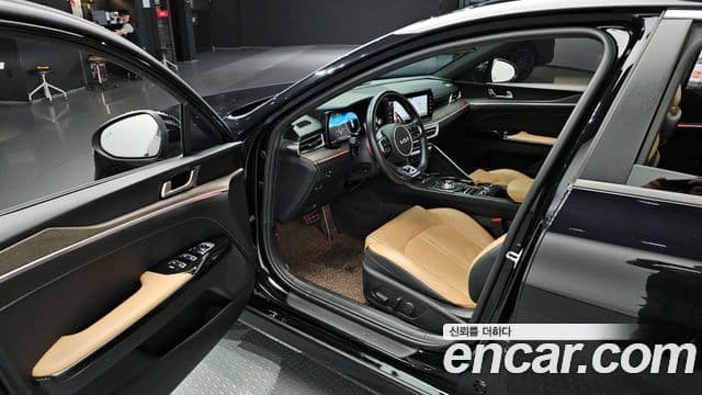 Kia K5 2021 — Photo 21/29