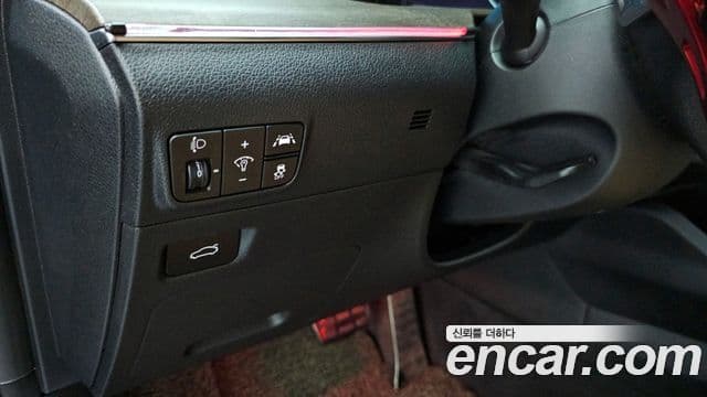 Kia K5 2021 — Photo 2/29
