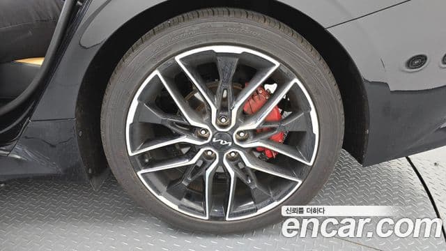 Kia K5 2021 — Photo 6/29