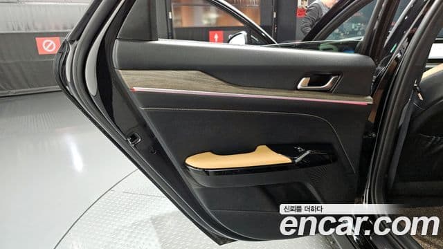 Kia K5 2021 — Photo 7/29