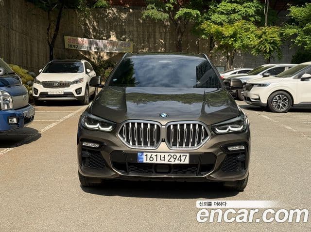 BMW X6 2020 — Photo 2/19