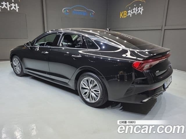Kia K5 2023 — ფოტო 5/20