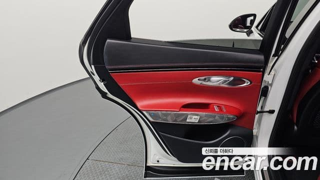 Genesis GV70 2021 — Photo 3/36