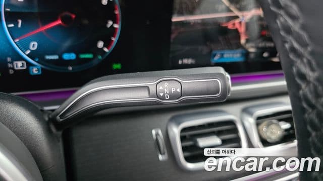 Mercedes-Benz GLE-Class 2023 — ფოტო 9/20