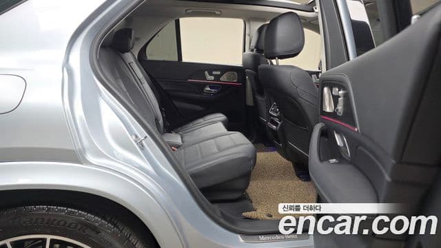 Mercedes-Benz GLE-Class 2023 — ფოტო 12/20