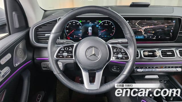 Mercedes-Benz GLE-Class 2023 — ფოტო 13/20