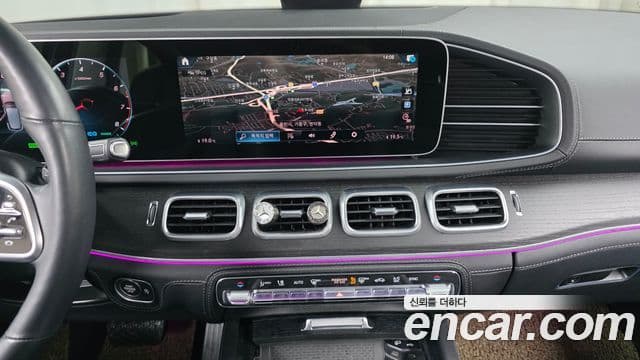 Mercedes-Benz GLE-Class 2023 — Photo 15/32