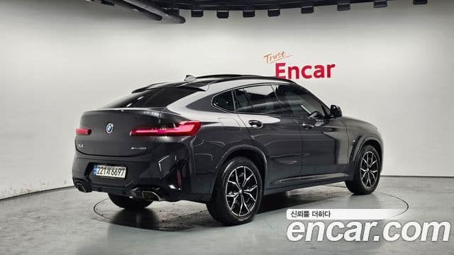 BMW X4 2022 — ფოტო 2/20