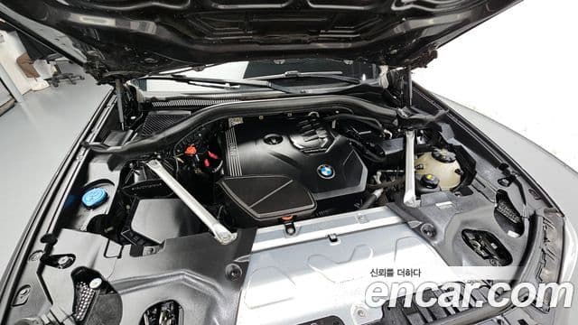 BMW X4 2022 — ფოტო 6/20
