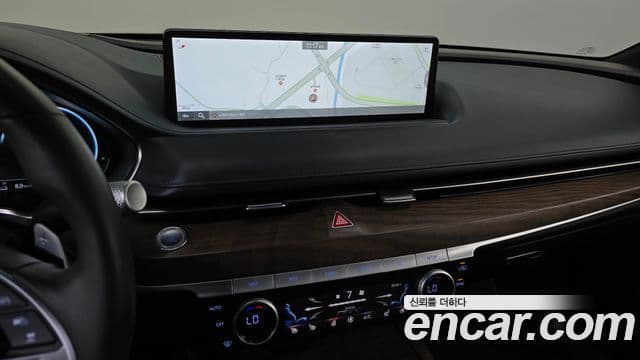 Genesis Electrified G80 2021 — Şəkil 14/20