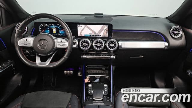 Mercedes-Benz GLB-Class 2021 — Фото 7/20