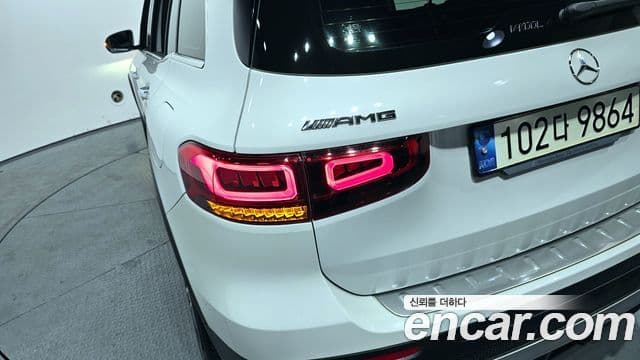 Mercedes-Benz GLB-Class 2021 — Photo 3/31