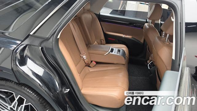 Hyundai Grandeur Hybrid 2023 — Şəkil 10/32