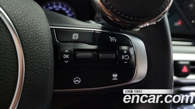 Kia K5 2021 — Şəkil 16/20