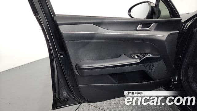 Kia K5 2021 — Photo 24/35