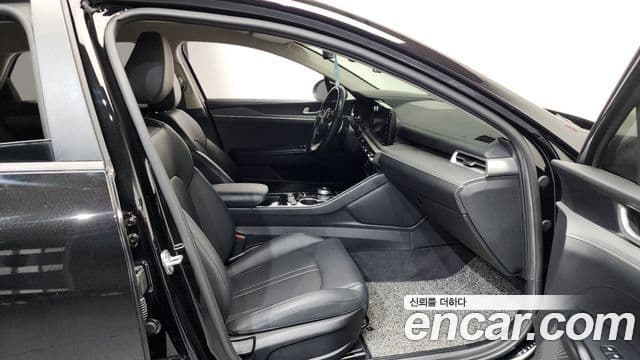 Kia K5 2021 — Photo 20/35