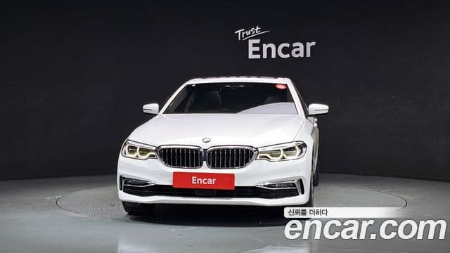 BMW 5 Series 2019 — Фото 3/20