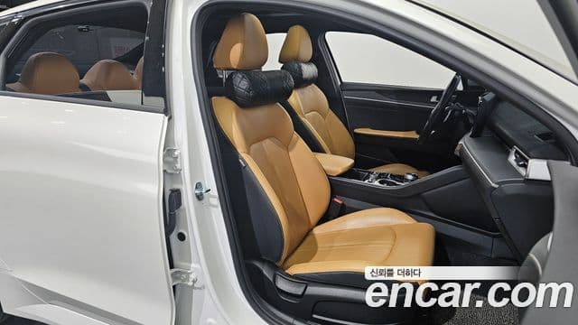 Kia K5 2021 — Şəkil 12/20