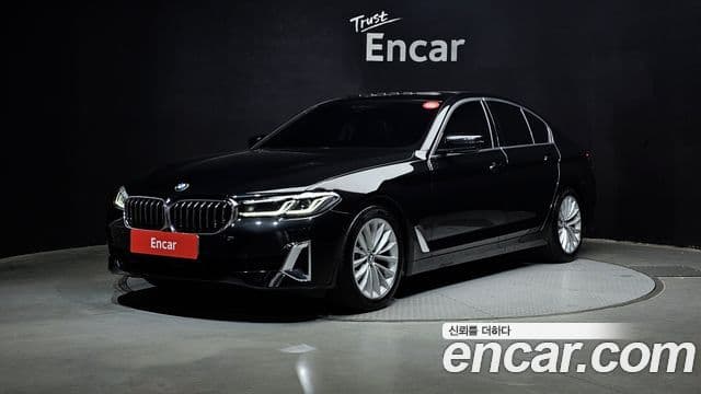 BMW 5 Series 2021 — ფოტო 1/20
