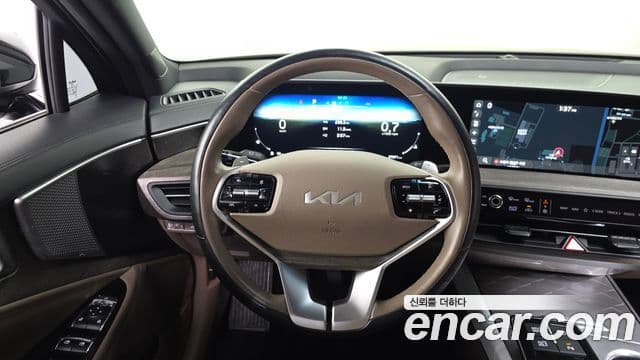 Kia K8 2023 — Şəkil 13/20