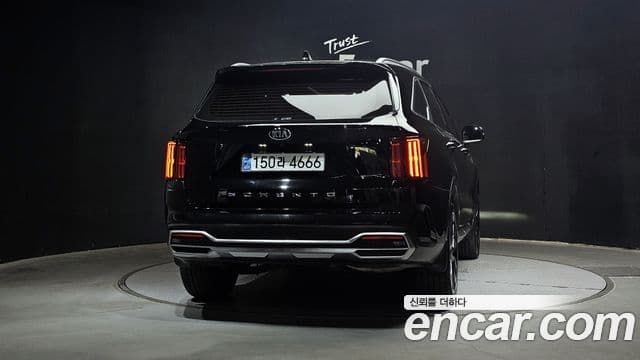 Kia Sorento 2020 — Фото 4/20