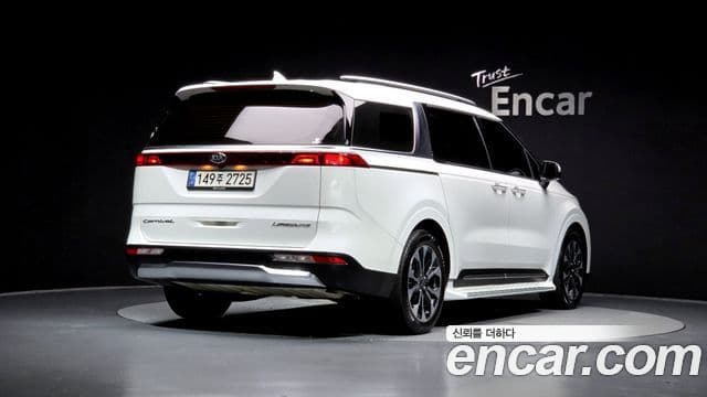 Kia Carnival 2020 — Фото 2/20