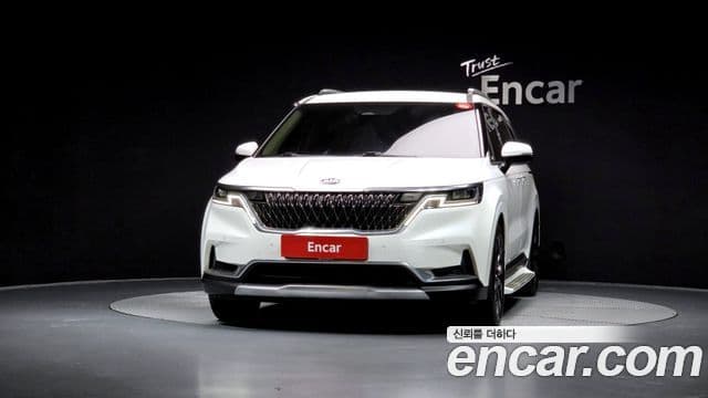 Kia Carnival 2020 — Фото 3/20