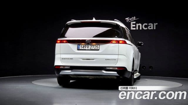 Kia Carnival 2020 — Фото 4/20
