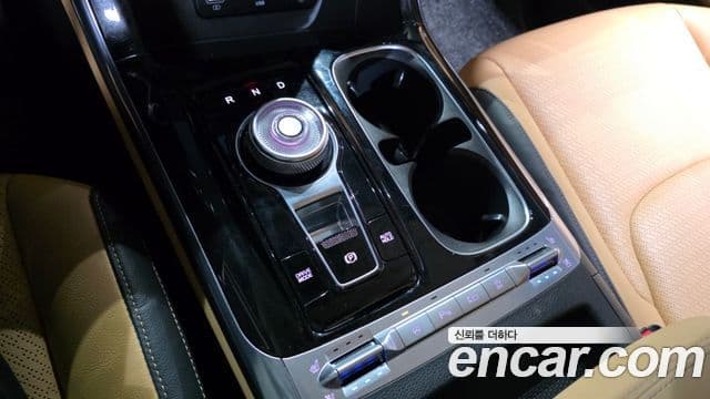 Kia Carnival 2020 — Фото 9/20