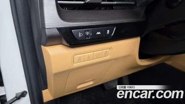 Kia Carnival 2020 — Фото 17/20