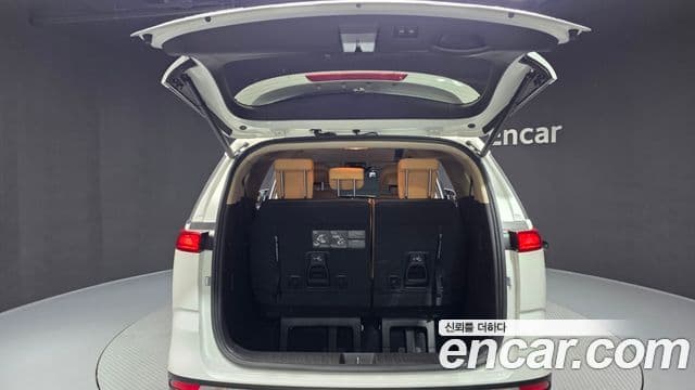 Kia Carnival 2020 — Фото 20/20